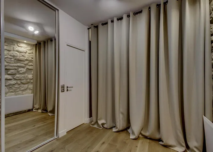 Mandar 14 アパート